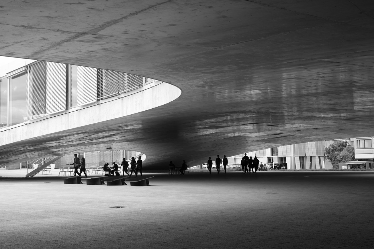 EPFL_SANAA _aussen-10